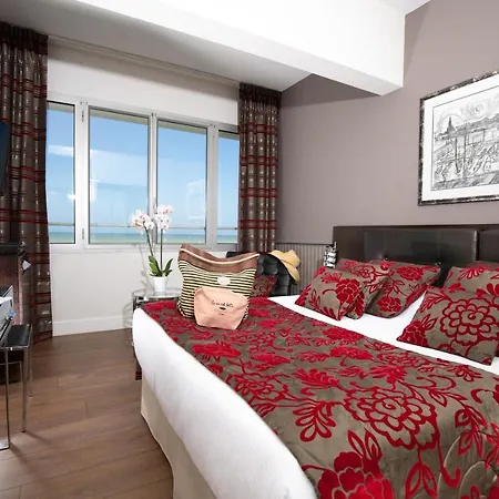 Aguado Hotel 3*