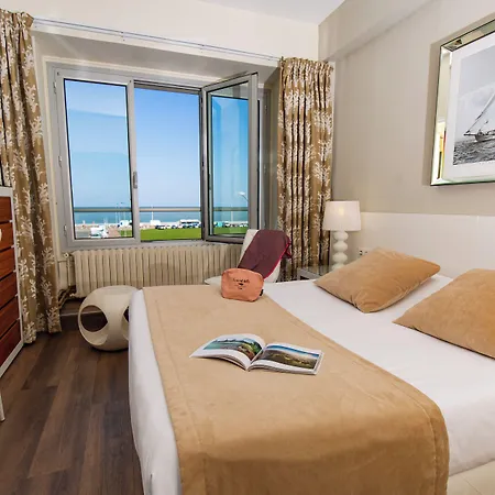 Aguado Hotel 3*